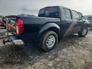 2017 Nissan Frontier Pro-4X with VIN 1N6AD0EV5HN749594, listed as a Copart auction lot 64985365 with 128,600 mi miles and Non repairable. Bid and sale history available at DreamBid. Image 3.