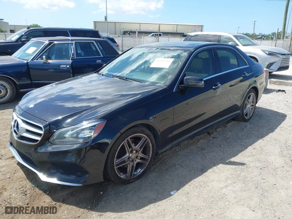 2014 Mercedes-Benz E-Class E 350 Luxury with VIN WDDHF8JB7EA791635, listed as a IAAI auction lot 41999708 with 133,509 mi miles. Bid and sale history available at carsss.com. Image 17.