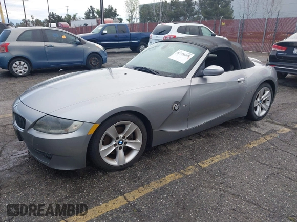 2006 BMW Z4 3.0i with VIN 4USBU33596LW69200, listed as a IAAI auction lot 41774419 with 59,691 mi miles and . Bid and sale history available at DreamBid. Image 2.