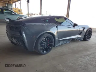 2017 Chevrolet Corvette Grand Sport 2LT z VIN 1G1YX2D76H5115808, wystawiony jako Copart lot #57915575 z przebiegiem 24 597 mil mil oraz Szkoda całkowita • Salvage title. Historia ofert i sprzedaży dostępna na DreamBid. Obrazek 3.