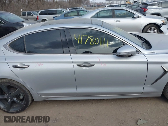 2019 Genesis G70 2.0T Advanced with VIN KMTG44LA2KU034212, listed as a IAAI auction lot 41780111 with 48,222 mi miles. Bid and sale history available at carsss.com. Image 13.