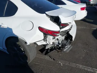 2019 Alfa Romeo Giulia z VIN ZARFAMAN5K7622490, wystawiony jako IAAI lot #41403496 z przebiegiem Nie podano mil oraz . Historia ofert i sprzedaży dostępna na DreamBid. Obrazek 6.