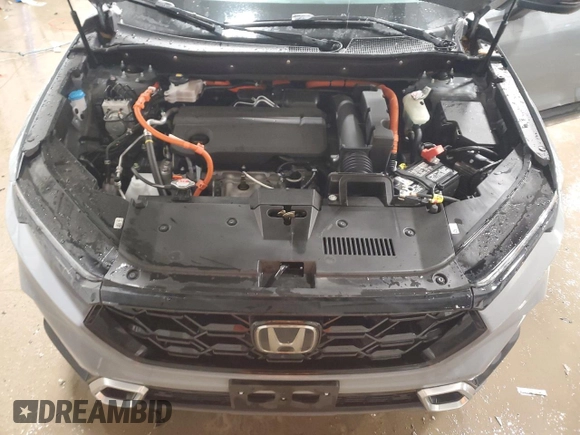 2025 Honda CR-V Sport Touring with VIN 7FARS6H98SE013546, listed as a Copart auction lot 41484805 with Not Provided miles and Salvage Title. Bid and sale history available at DreamBid. Image 12.