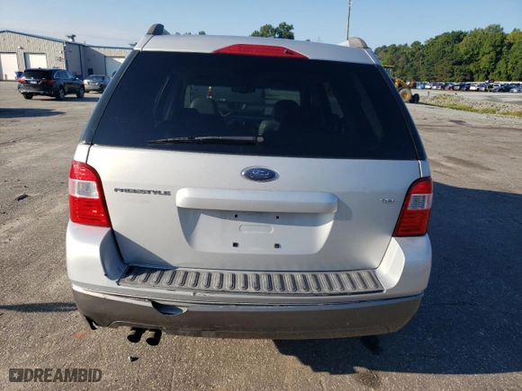 2005 Ford Freestyle SEL with VIN 1FMZK02185GA67642, listed as a Copart auction lot 67673504 with 219,097 mi miles and Salvage Title. Bid and sale history available at carsss.com. Image 6.