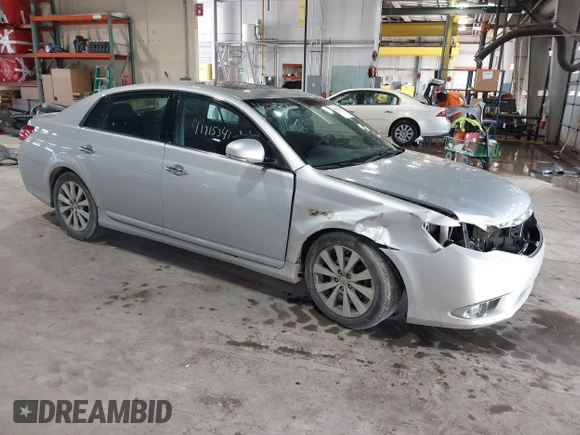 2012 Toyota Avalon with VIN 4T1BK3DB3CU440979, listed as a IAAI auction lot 41915347 with 131,046 mi miles. Bid and sale history available at carsss.com. Image 1.
