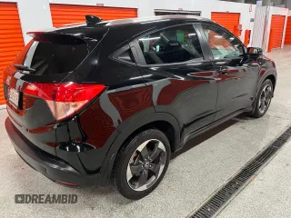 2018 Honda HR-V EX-L with VIN 3CZRU5H7XJM700725, listed as a Copart auction lot 45246405 with 92,150 mi miles and Clean Title. Bid and sale history available at carsss.com. Image 4.