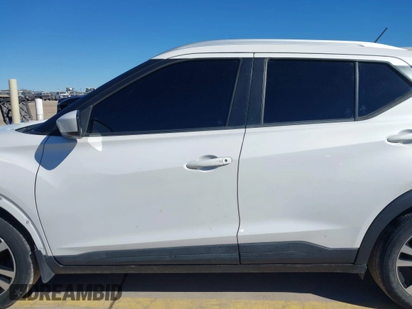 2019 Nissan Kicks S with VIN 3N1CP5CU3KL525065, listed as a IAAI auction lot 41232000 with 46,778 mi miles and . Bid and sale history available at carsss.com. Image 15.