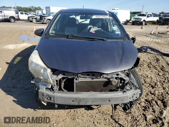 2012 Toyota Yaris L z VIN JTDKTUD35CD505783, wystawiony jako Copart lot #42017425 z przebiegiem 182 875 mil mil oraz Szkoda całkowita • Salvage title. Historia ofert i sprzedaży dostępna na DreamBid. Obrazek 5.