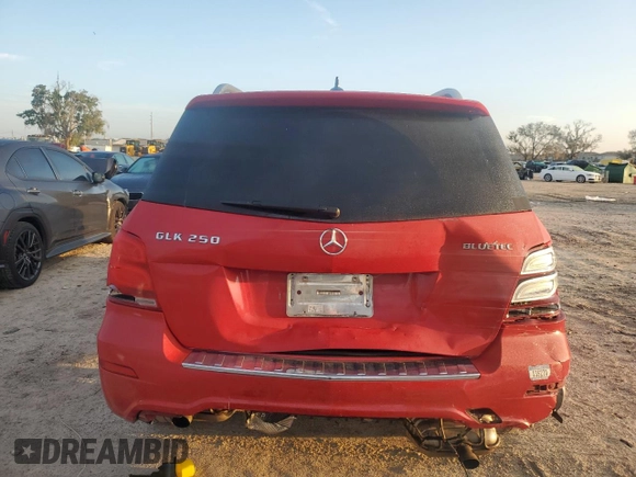 2015 Mercedes-Benz GLK 250 with VIN WDCGG0EB1FG365477, listed as a Copart auction lot 71748494 with 135,522 mi miles and Salvage Title. Bid and sale history available at DreamBid. Image 6.