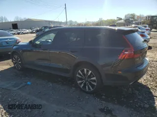 2021 Volvo V60 z VIN YV4102WK7M1074487, wystawiony jako Copart lot #51158164 z przebiegiem 45 862 mil mil oraz . Historia ofert i sprzedaży dostępna na DreamBid. Obrazek 2.