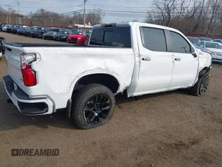 2025 Chevrolet Silverado 1500 with VIN 2GCUKEED4S1135834, listed as a IAAI auction lot 41781473 with 1,078 mi miles and . Bid and sale history available at DreamBid. Image 4.