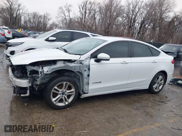 2018 Ford Fusion Hybrid SE with VIN 3FA6P0LU6JR177745, listed as a IAAI auction lot 41433376 with 97,025 mi miles. Bid and sale history available at carsss.com. Image 15.