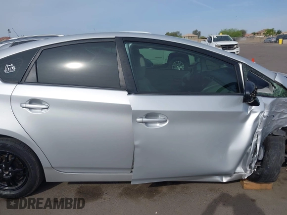 2015 Toyota Prius Four with VIN JTDKN3DU8F0450285, listed as a IAAI auction lot 41932739 with 213,675 mi miles. Bid and sale history available at carsss.com. Image 14.