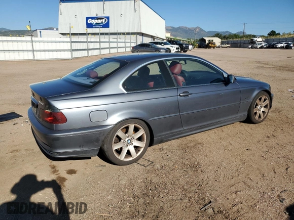 2001 BMW 3 Series 325Ci with VIN WBABN33491JW49847, listed as a Copart auction lot 67066094 with 137,068 mi miles and Salvage Title. Bid and sale history available at carsss.com. Image 3.
