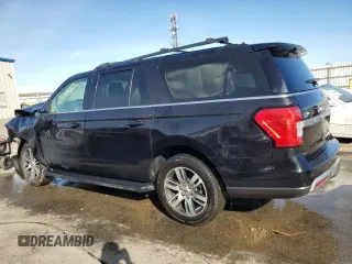 2024 Ford Expedition Max XLT with VIN 1FMJK1J87REA04437, listed as a Copart auction lot 45024725 with 32,368 mi miles and Salvage Title. Bid and sale history available at DreamBid. Image 2.