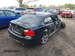 2008 BMW 3 Series 335i with VIN WBAVB77508NJ97001, listed as a IAAI auction lot 41880489 with 181,518 mi miles. Bid and sale history available at carsss.com. Image 4.