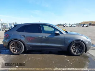 2015 Porsche Macan S with VIN WP1AB2A57FLB55185, listed as a IAAI auction lot 42259316 with 116,018 mi miles and . Bid and sale history available at DreamBid. Image 13.