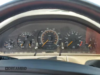 1990 Mercedes-Benz 300 with VIN WDBFA61E3LF005181, listed as a Copart auction lot 54248995 with 142,368 mi miles and Clean Title. Bid and sale history available at DreamBid. Image 9.