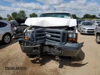 2007 Ford F-250 XL with VIN 1FTNF21577EA03016, listed as a Copart auction lot 65727204 with 132,073 mi miles and Salvage Title. Bid and sale history available at DreamBid. Image 5.