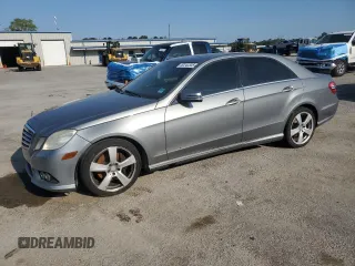 2010 Mercedes-Benz E-Class E 350 Luxury with VIN WDDHF5GB7AA052653, listed as a Copart auction lot 52242305 with 188,926 mi miles and Clean Title. Bid and sale history available at carsss.com. Image 1.