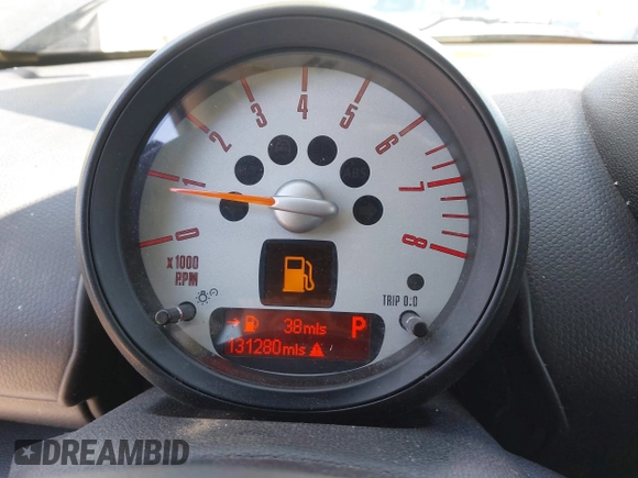 2012 MINI Countryman with VIN WMWZB3C51CWM05034, listed as a IAAI auction lot 42235437 with 131,280 mi miles and . Bid and sale history available at DreamBid. Image 7.