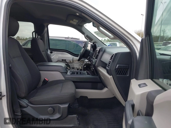 2018 Ford F-150 XL with VIN 1FTEW1CP9JKC79991, listed as a IAAI auction lot 41737265 with 123,655 mi miles and . Bid and sale history available at DreamBid. Image 5.