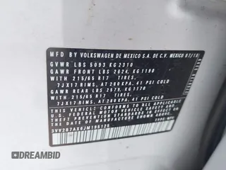 2018 Volkswagen Tiguan SEL z VIN 3VV2B7AX6JM195125, wystawiony jako IAAI lot #42523047 z przebiegiem 73 926 mil mil oraz . Historia ofert i sprzedaży dostępna na DreamBid. Obrazek 9.