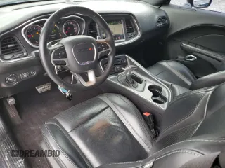 2016 Dodge Challenger R/T Plus с VIN 2C3CDZBTXGH256122, выставлен на аукционе Copart как лот 53242005 с пробегом 73 355 миль миль и Списание • Salvage title. История ставок и продаж доступна на DreamBid. Изображение 8.
