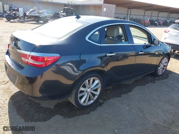 2014 Buick Verano with VIN 1G4PP5SK1E4224489, listed as a IAAI auction lot 40191431 with 123,418 mi miles. Bid and sale history available at carsss.com. Image 4.