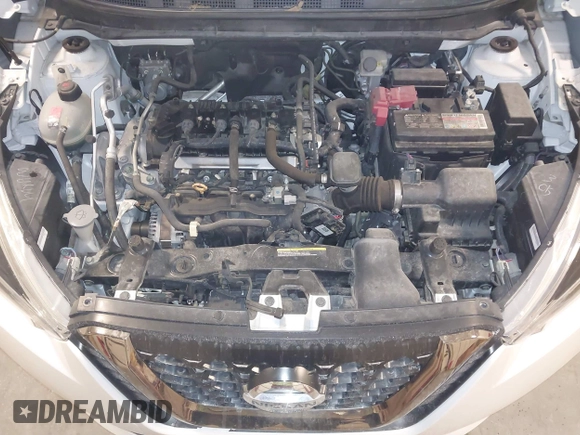 2019 Nissan Kicks SR with VIN 3N1CP5CU8KL550656, listed as a IAAI auction lot 41490725 with 33,281 mi miles. Bid and sale history available at carsss.com. Image 10.
