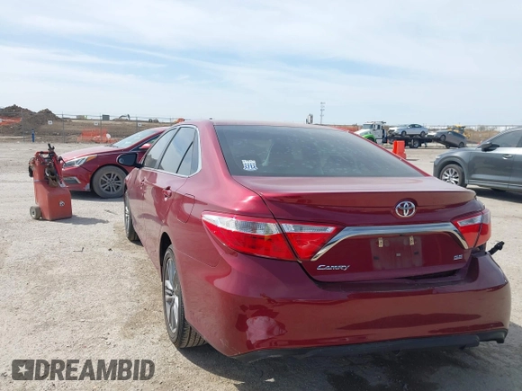 2017 Toyota Camry XLE with VIN 4T1BF1FKXHU811147, listed as a IAAI auction lot 41825677 with 68,163 mi miles. Bid and sale history available at carsss.com. Image 3.