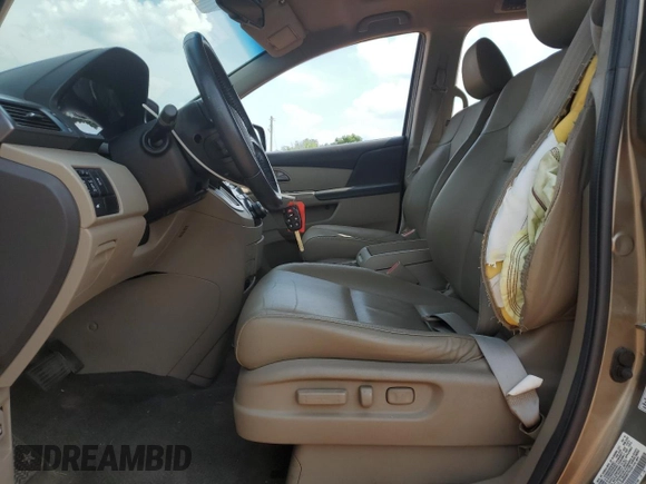 2013 Honda Odyssey EX-L with VIN 5FNRL5H68DB075153, listed as a Copart auction lot 60887325 with 263,001 mi miles and Salvage title. Bid and sale history available at DreamBid. Image 7.