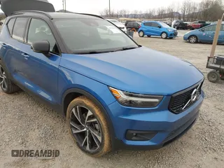 2020 Volvo XC40 R-Design с VIN YV4162UM7L2198111, выставлен на аукционе IAAI как лот 41723614 с пробегом 54 753 миль миль и . История ставок и продаж доступна на DreamBid. Изображение 1.