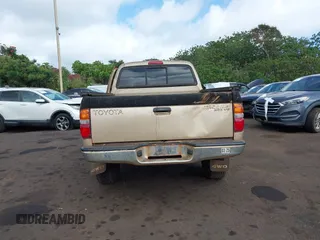 2001 Toyota Tacoma with VIN 5TEHN72N41Z859518, listed as a IAAI auction lot 41635686 with 165,602 mi miles and . Bid and sale history available at carsss.com. Image 16.