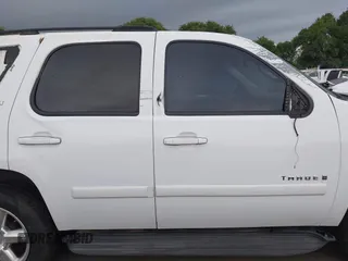 2007 Chevrolet Tahoe LS with VIN 1GNFC13J97R281157, listed as a IAAI auction lot 42167329 with Not provided miles and . Bid and sale history available at DreamBid. Image 14.