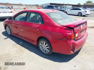 2010 Toyota Corolla z VIN 1NXBU4EE0AZ234380, wystawiony jako IAAI lot #42685396 z przebiegiem 318 127 mil mil oraz . Historia ofert i sprzedaży dostępna na DreamBid. Obrazek 3.