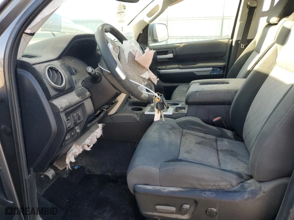 2017 Toyota Tundra 4WD SR5 with VIN 5TFDW5F14HX605266, listed as a Copart auction lot 49847835 with 73,181 mi miles and Salvage Title. Bid and sale history available at carsss.com. Image 7.