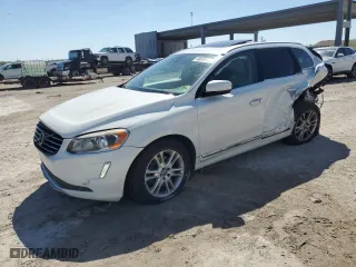 2016 Volvo XC60 T5 Drive-E Premier with VIN YV440MDK3G2798400, listed as a Copart auction lot 48619185 with 92,933 mi miles and Salvage Title. Bid and sale history available at carsss.com. Image 1.