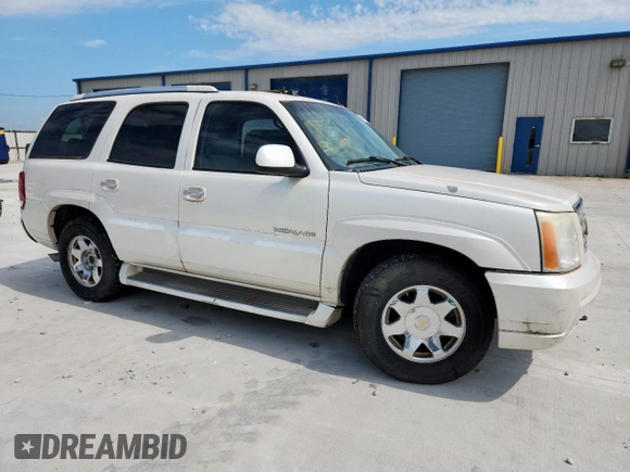 2005 Cadillac Escalade with VIN 1GYEC63N55R202532, listed as a Copart auction lot 61166525 with 229,312 mi miles and Clean title. Bid and sale history available at DreamBid. Image 4.