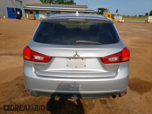 2017 Mitsubishi Outlander ES z VIN JA4AP3AUXHZ065264, wystawiony jako Copart lot #62930545 z przebiegiem 242 011 mil mil oraz Szkoda całkowita • Salvage title. Historia ofert i sprzedaży dostępna na DreamBid. Obrazek 6.