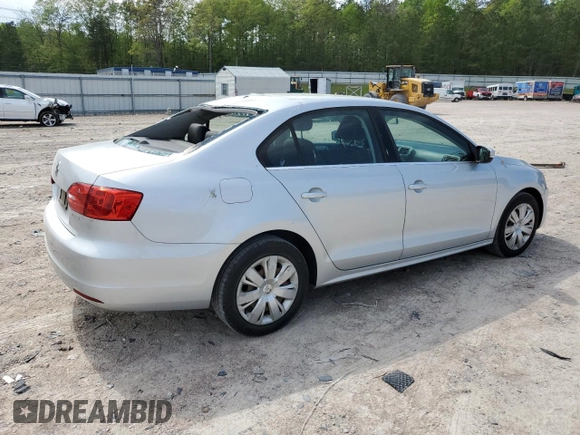 2013 Volkswagen Jetta SE with VIN 3VWDP7AJ7DM355504, listed as a Copart auction lot 54124995 with 79,474 mi miles and Salvage title. Bid and sale history available at DreamBid. Image 3.
