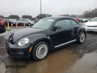 2016 Volkswagen Beetle SE с VIN 3VWJ17AT5GM608555, выставлен на аукционе Copart как лот 50267405 с пробегом 149 007 миль миль и На запчасти • Non repairable. История ставок и продаж доступна на DreamBid. Изображение 1.