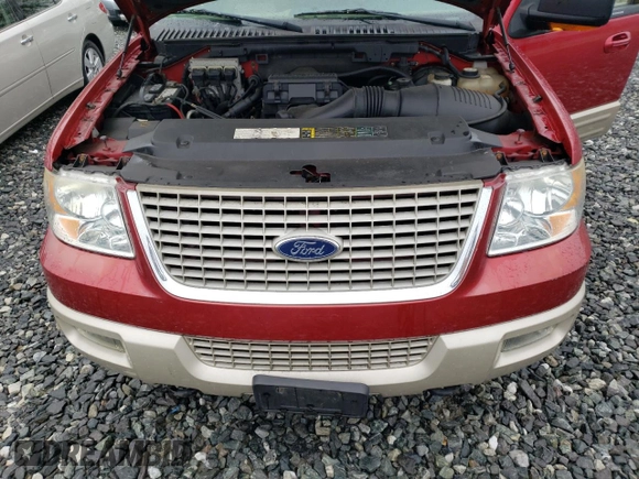 2005 Ford Expedition Eddie Bauer with VIN 1FMFU18565LA25281, listed as a Copart auction lot 55381865 with 134,204 mi miles and Clean title. Bid and sale history available at DreamBid. Image 12.