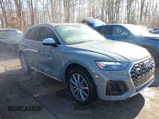 2021 Audi SQ5 Premium Plus with VIN WA1B4AFYXM2026352, listed as a IAAI auction lot 41875342 with 86,474 mi miles. Bid and sale history available at carsss.com. Image 1.
