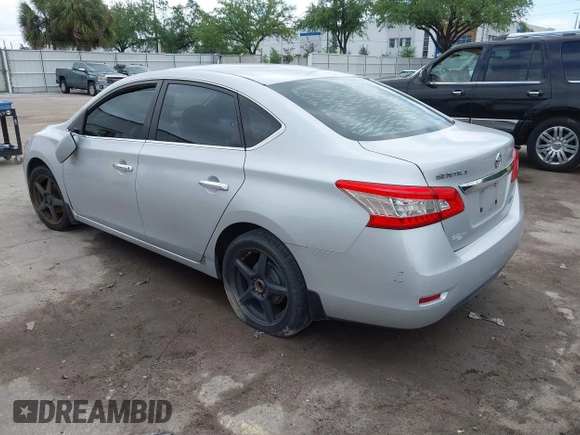 2013 Nissan Sentra SR with VIN 3N1AB7AP6DL560135, listed as a IAAI auction lot 41912932 with Not Provided miles and . Bid and sale history available at DreamBid. Image 3.