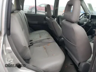 2002 Chevrolet Tracker LT z VIN 2CNBJ634526917089, wystawiony jako Copart lot #79265434 z przebiegiem 131 081 mil mil oraz Czysty tytuł • Clean title. Historia ofert i sprzedaży dostępna na DreamBid. Obrazek 11.