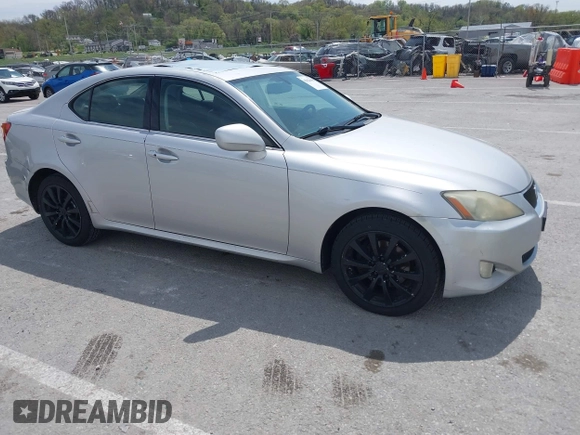 2008 Lexus IS 250 z VIN JTHCK262685018639, wystawiony jako IAAI lot #42024488 z przebiegiem 220 885 mil mil oraz . Historia ofert i sprzedaży dostępna na DreamBid. Obrazek 1.