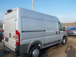 2015 Ram ProMaster Cargo with VIN 3C6TRVBG9FE516729, listed as a IAAI auction lot 41825653 with 141,706 mi miles. Bid and sale history available at carsss.com. Image 4.