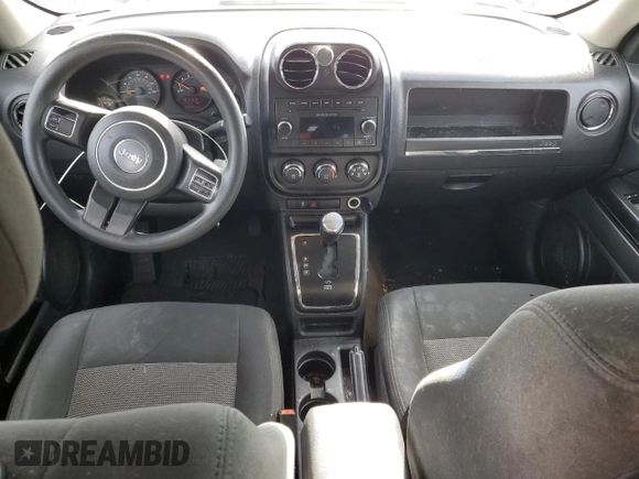 2014 Jeep Patriot Altitude with VIN 1C4NJPBA7ED601214, listed as a Copart auction lot 51414805 with 170,967 mi miles and Clean Title. Bid and sale history available at DreamBid. Image 8.