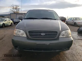2003 Kia Sedona LX with VIN KNDUP131636359281, listed as a Copart auction lot 81978154 with 180,813 mi miles and Salvage Title. Bid and sale history available at carsss.com. Image 5.
